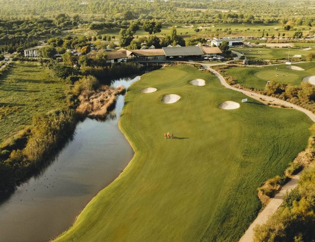 Clubhouses: A 360º Golf Experience